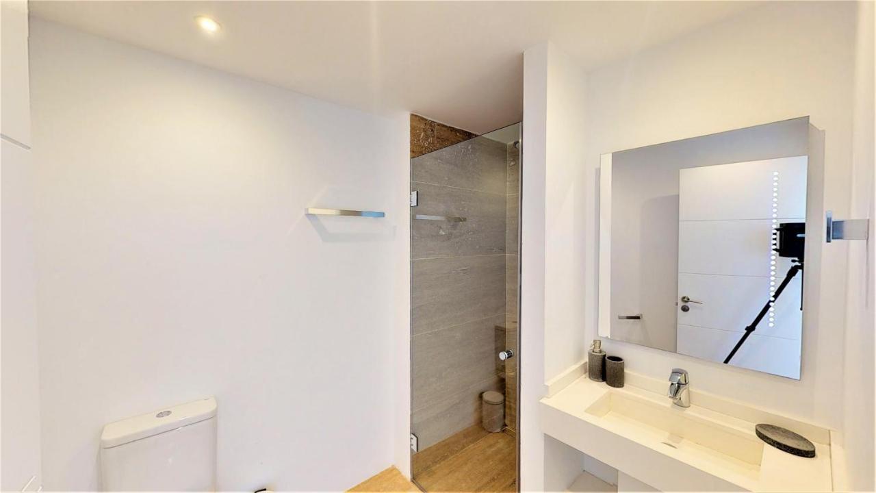 Olimpo - Fuengirola Beachfront Newly Renovated Apartment Kültér fotó