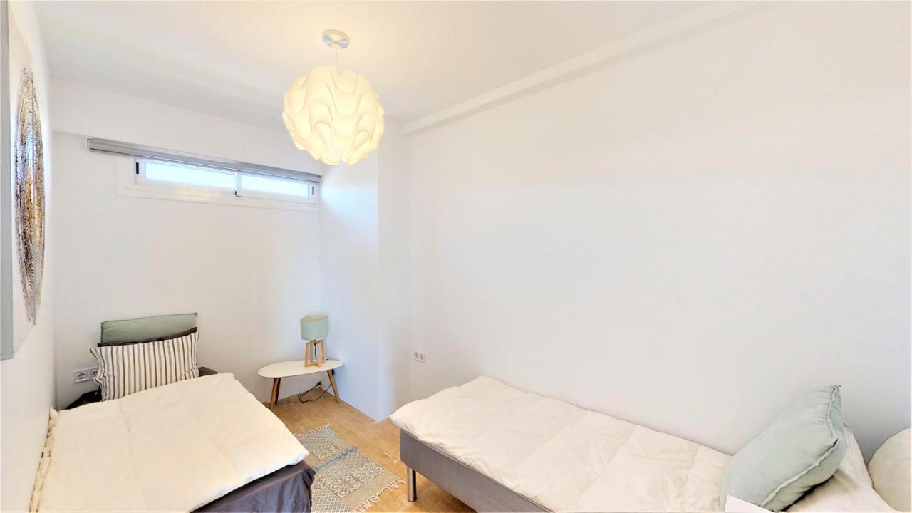 Olimpo - Fuengirola Beachfront Newly Renovated Apartment Kültér fotó