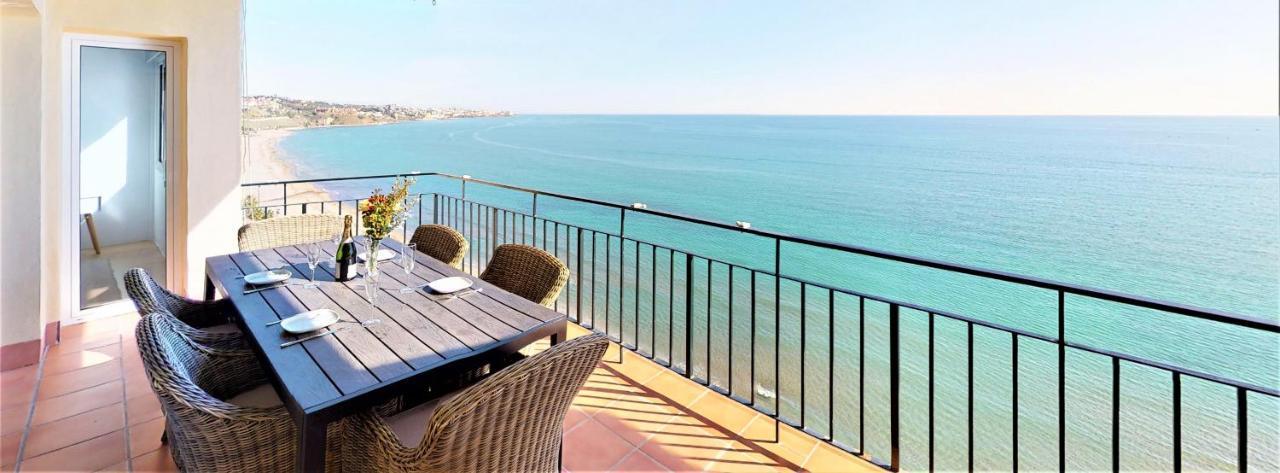 Olimpo - Fuengirola Beachfront Newly Renovated Apartment Kültér fotó